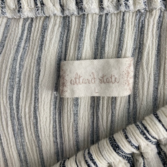 Flirty Off-Shoulder Ruffle Dress - Picture 2 of 3